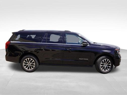 Agate Black Metallic 2025 Ford Expedition Max Platinum