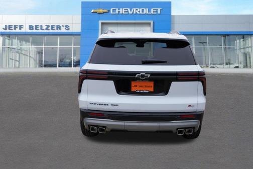 Polar White 2026 Chevrolet Traverse Z71