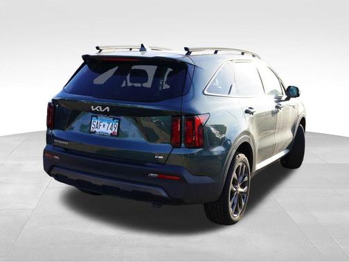 Aruba Green 2023 Kia Sorento X-Line EX
