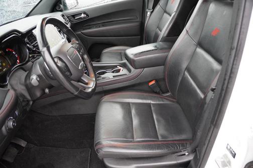 White Knuckle Clearcoat 2023 Dodge Durango GT