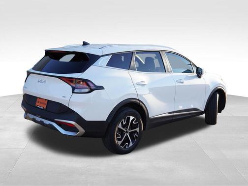 Snow White Pearl 2025 Kia Sportage Hybrid EX