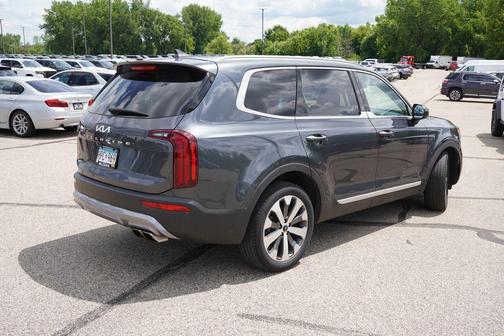 Gray 2022 Kia Telluride S