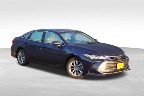 2020 Toyota Avalon XLE