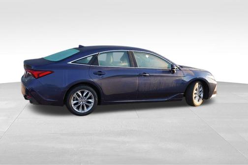 2020 Toyota Avalon XLE