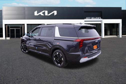 Metal 2026 Kia Carnival EX