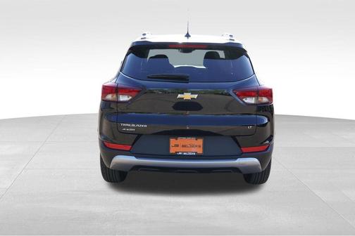 Mosaic Black Metallic 2023 Chevrolet Trailblazer LT