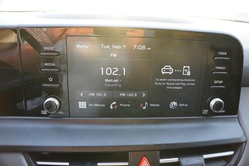 Snow White Pearl 2024 Kia Seltos LX
