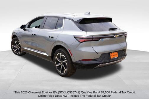 2025 Chevrolet Equinox EV LT 2