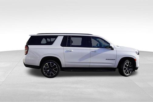 2023 Chevrolet Suburban RST