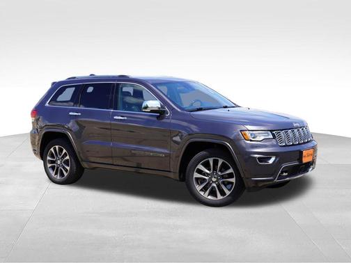 Granite Crystal Clearcoat Metallic 2018 Jeep Grand Cherokee Overland