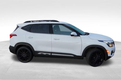 2022 Kia Seltos Nightfall