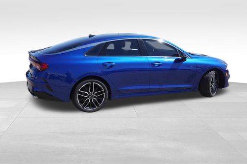 2023 Kia K5 GT