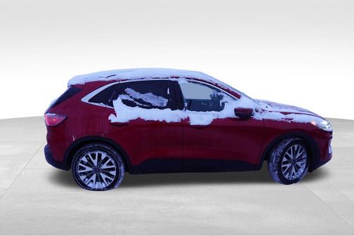 2020 Ford Escape Titanium Hybrid