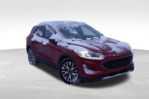 2020 Ford Escape Titanium Hybrid