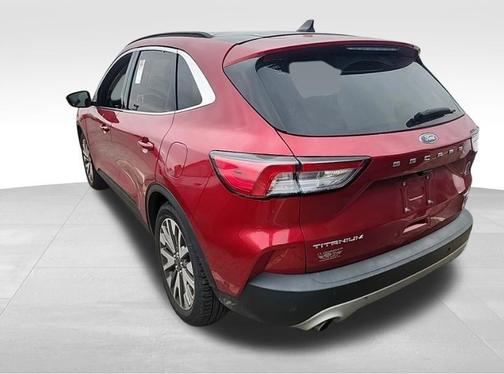 2020 Ford Escape Titanium Hybrid