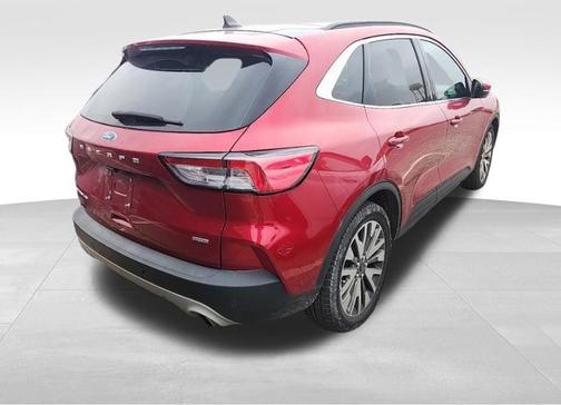 2020 Ford Escape Titanium Hybrid