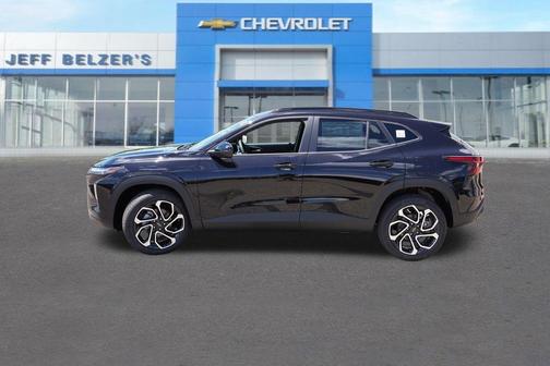 Mosaic Black Metallic 2026 Chevrolet Trax 2RS