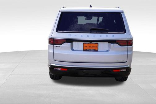 Silver Zynith 2024 Jeep Wagoneer Series II