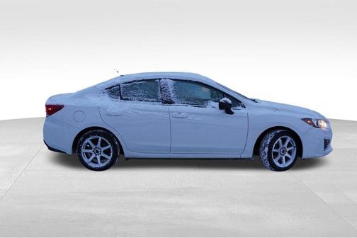 2017 Subaru Impreza 2.0i