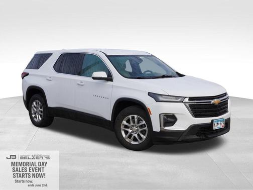 Summit White 2023 Chevrolet Traverse LS
