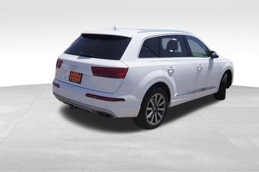 2019 Audi Q7 55 Premium Plus