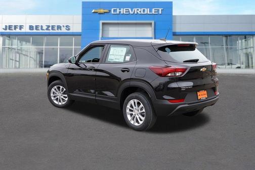 Mosaic Black Metallic 2026 Chevrolet Trailblazer LS