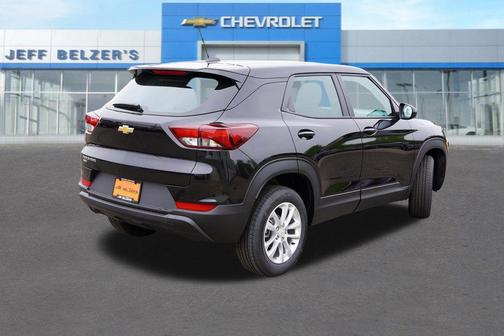 Mosaic Black Metallic 2026 Chevrolet Trailblazer LS