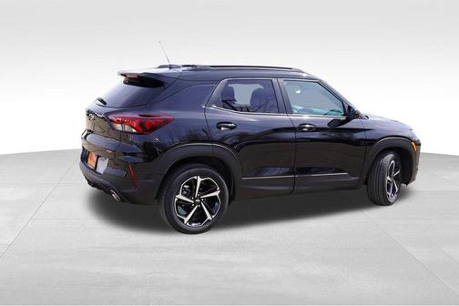 Mosaic Black Metallic 2023 Chevrolet Trailblazer RS