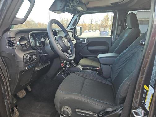 2025 Jeep Wrangler 4xe Rubicon