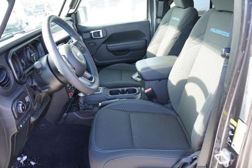 2025 Jeep Wrangler 4xe Rubicon