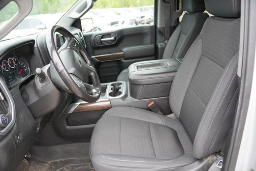 Silver Ice Metallic 2021 Chevrolet Silverado 1500 LT Trail Boss