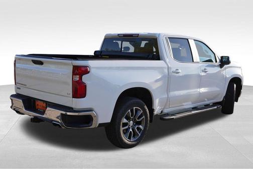 Summit White 2024 Chevrolet Silverado 1500 LT