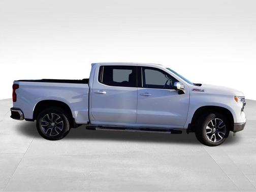 Summit White 2024 Chevrolet Silverado 1500 LT