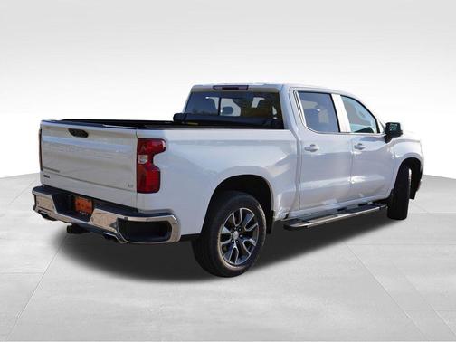 Summit White 2024 Chevrolet Silverado 1500 LT