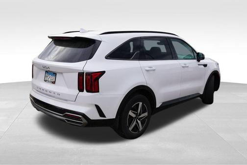 2022 Kia Sorento S