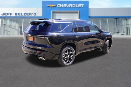 Mosaic Black Metallic 2026 Chevrolet Traverse High Country
