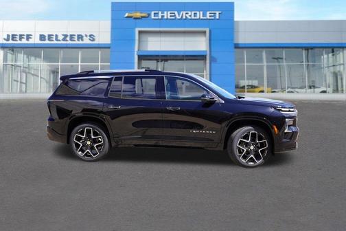 Mosaic Black Metallic 2026 Chevrolet Traverse High Country
