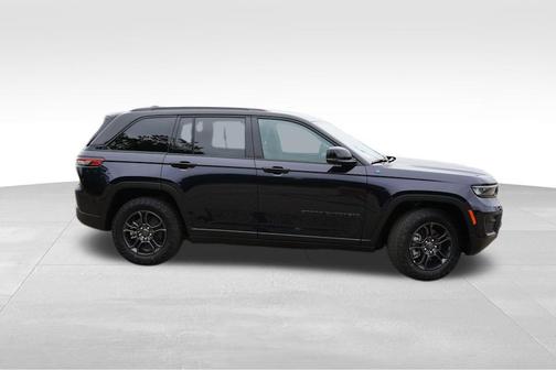2024 Jeep Grand Cherokee 4xe Trailhawk