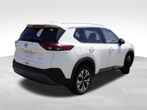 White 2023 Nissan Rogue SV