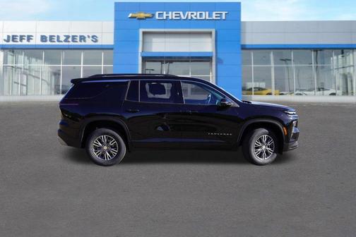 Mosaic Black Metallic 2026 Chevrolet Traverse LT
