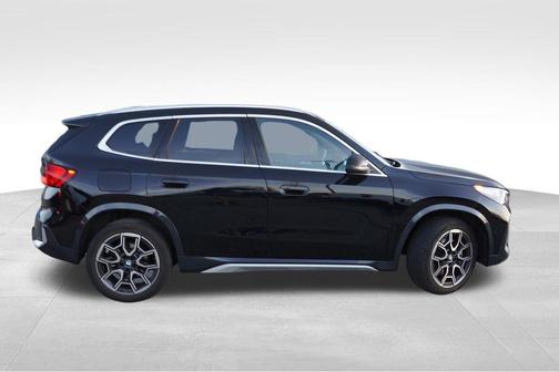 Jet Black 2025 BMW X1 xDrive28i