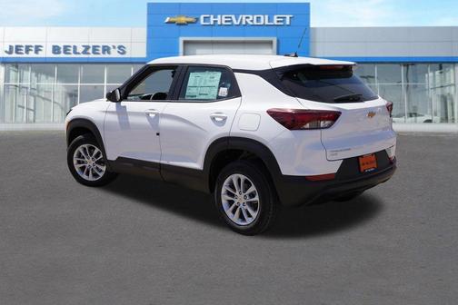 Summit White 2026 Chevrolet Trailblazer LS