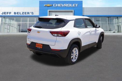 Summit White 2026 Chevrolet Trailblazer LS