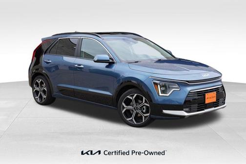 2023 Kia Niro Plug-In Hybrid SX Touring