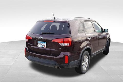 Dark Cherry 2015 Kia Sorento LX