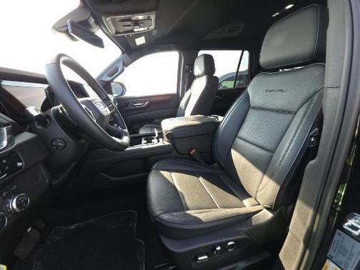 Onyx Black 2025 GMC Yukon Denali