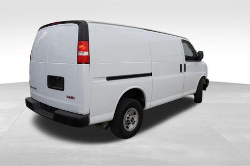 2023 GMC Savana 2500 Work Van