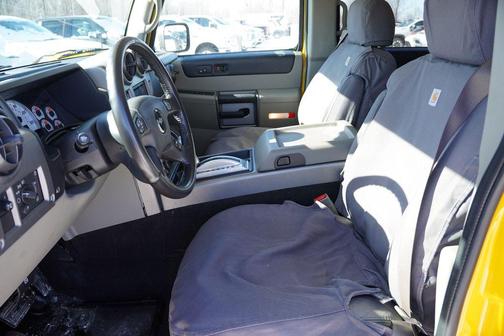 2004 Hummer H2 Base w/B2E (Discontinued)