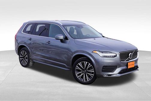 2020 Volvo XC90 T5 Momentum 7 Passenger