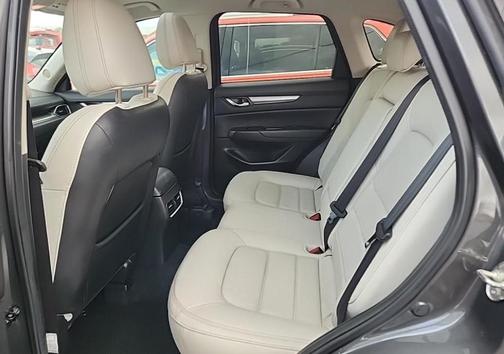 2022 Mazda CX-5 2.5 S Preferred Package